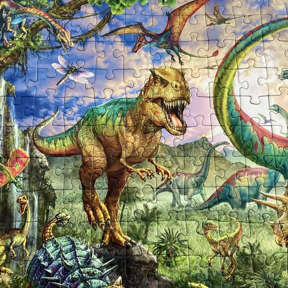 Ravensburger Premium Puzzle 200 XL 8+ DINOSAURS - Picture 3 of 6